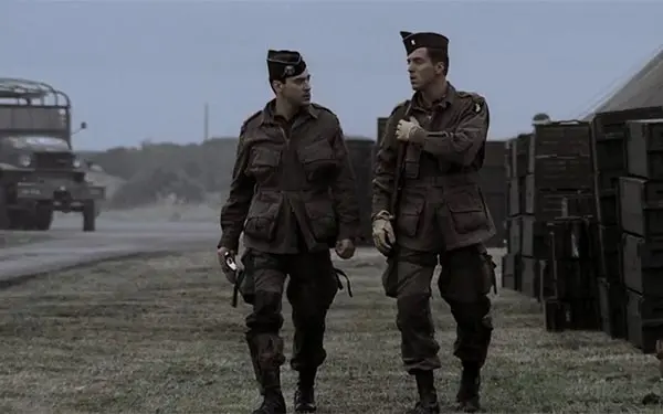 Frères d'armes — S1E1