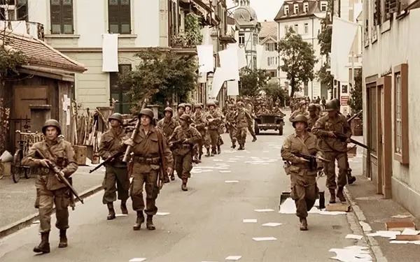 Frères d'armes — S1E10